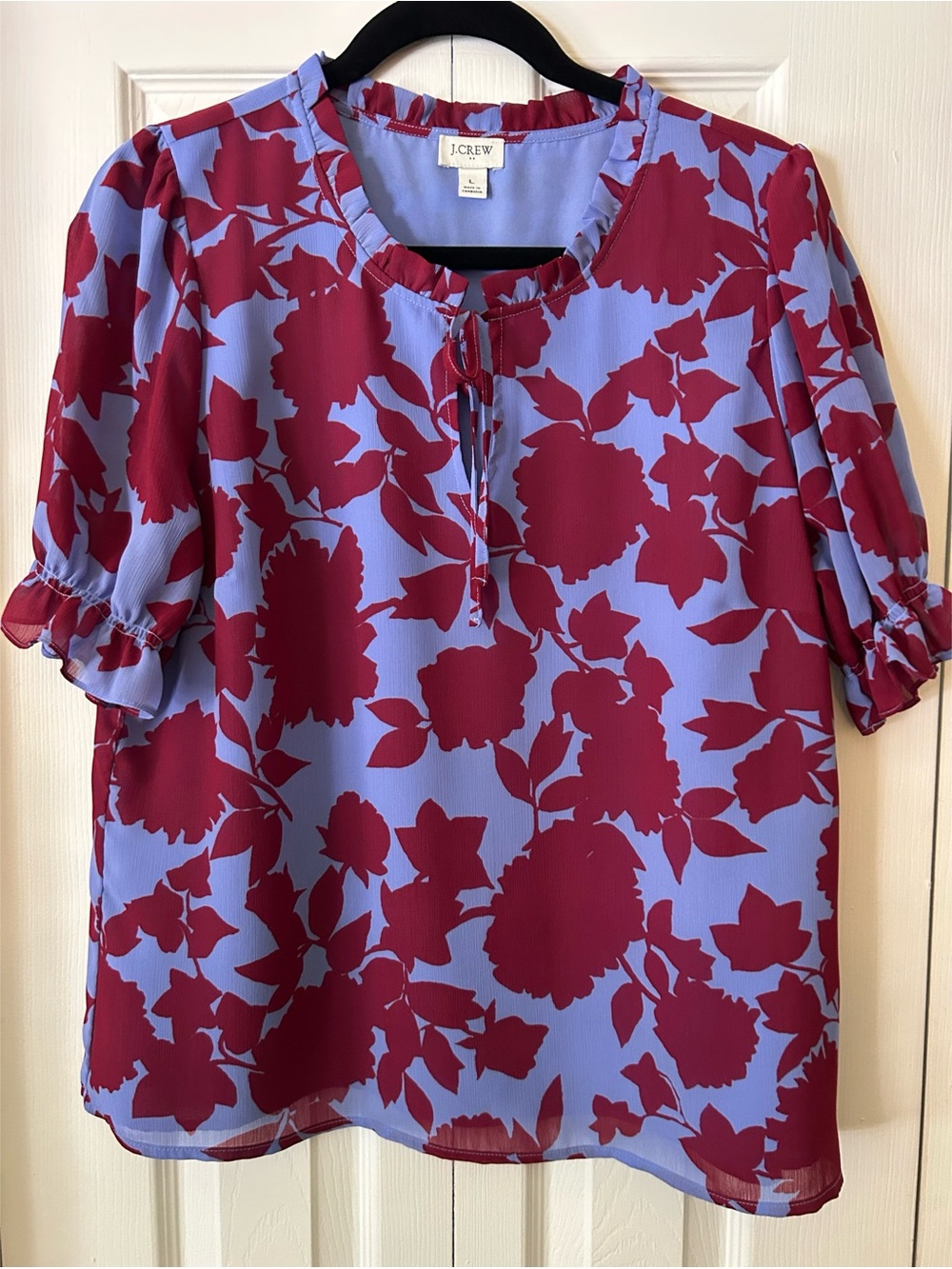 J.Crew Factory short-sleeve, Tie-Neck top in Bright Burgundy Hydrangea EUC